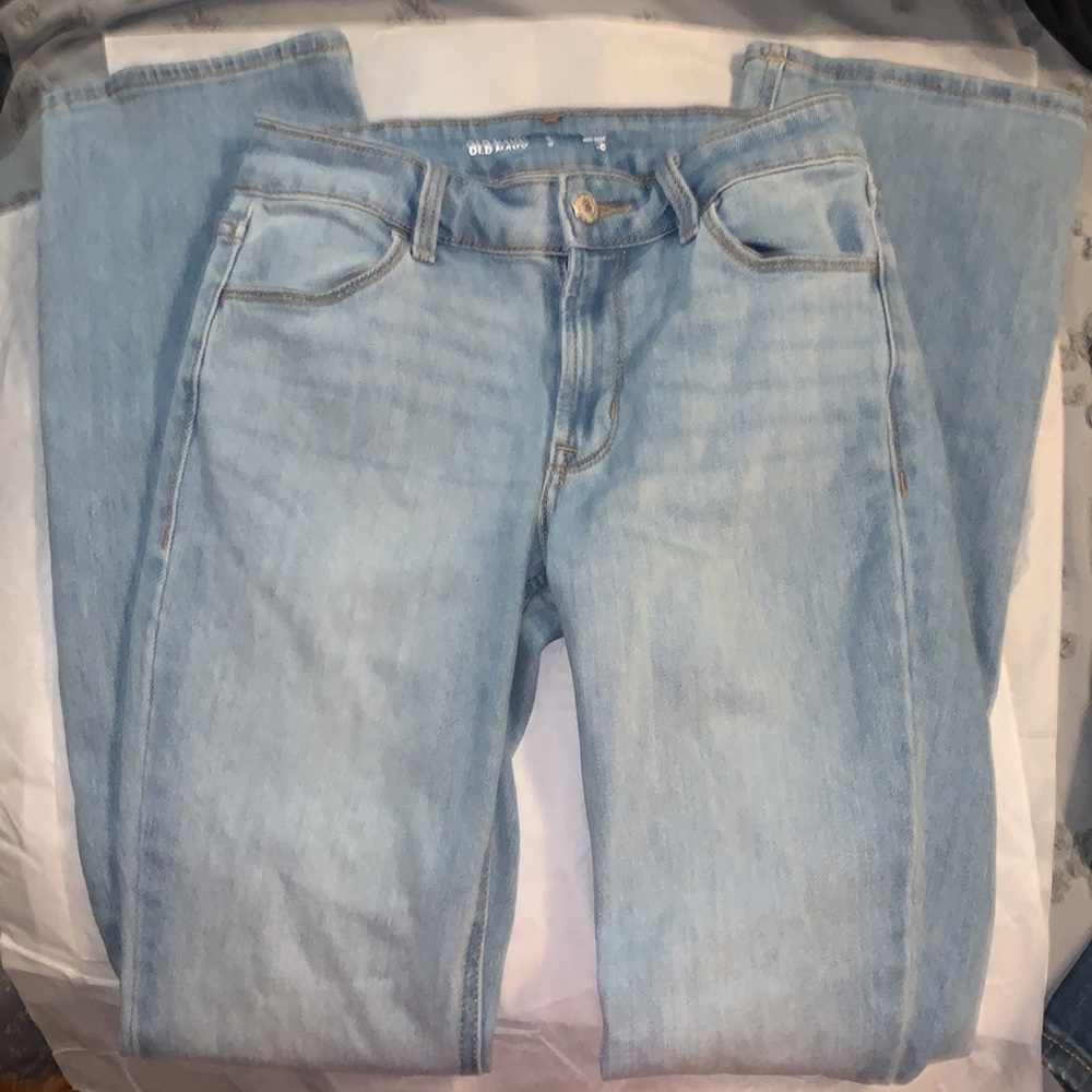 Never Worn Light Blue size 0 Old Navy mid rise boot cut jeans
